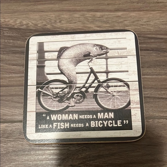 Guinness Black and White Coaster - Picture 1 of 2